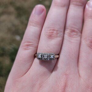 14K White Gold Diamond Past Present Future Halo Engagement Ring Size 7
